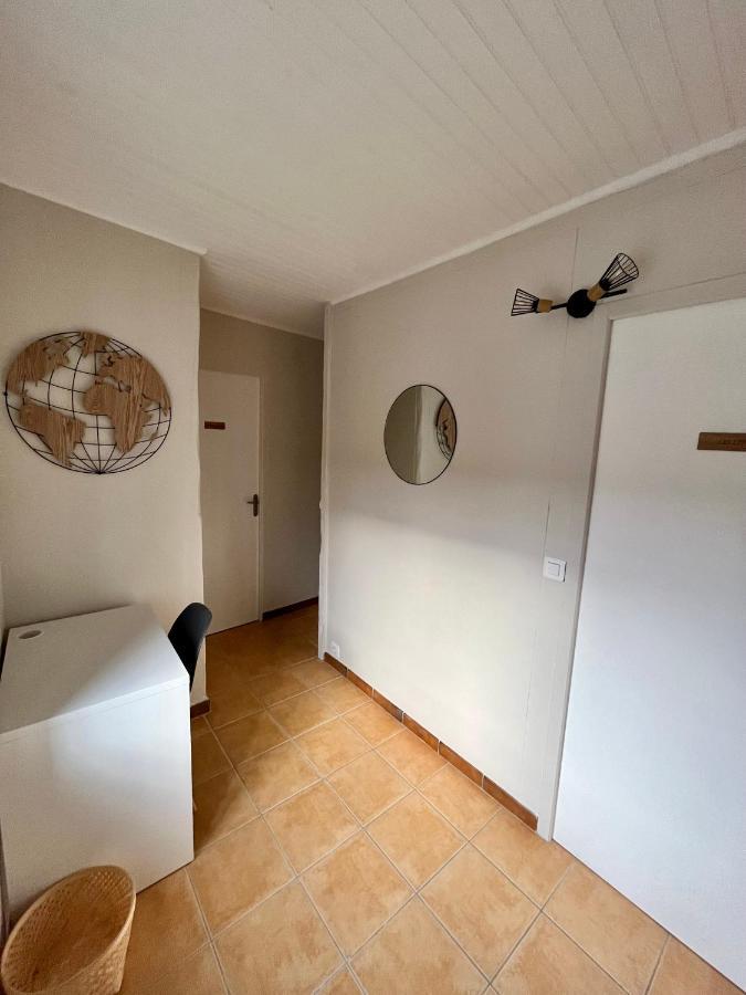 Les Deux L Du Vignoble Apartment Шабли Екстериор снимка